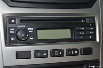 2012款奥轩G5 2.4L手动精英版四驱