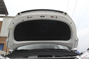 2015款ix25 1.6L 自动两驱智能型