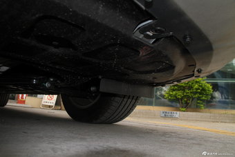 2015款荣威360 1.4T自动尊享版