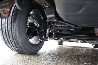 2016款吉利帝豪1.3T自动RS两厢向上版