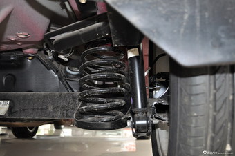 2012款中华H230 1.5自动天窗版