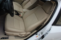 2014款卡罗拉1.6L手动GL-i真皮版