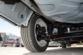 2016款吉利远景1.5L手动幸福版