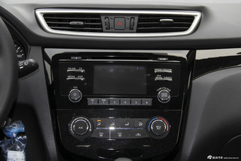 2016款逍客2.0L自动XL精英版