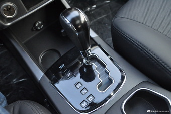 2014款柯兰多2.0L 汽油两驱自动豪华导航版到店实拍