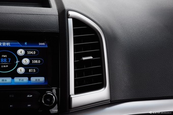 2015款瑞风S3 1.5L手动豪华智能尊享版