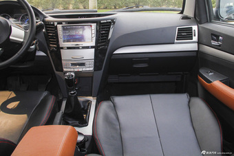 2016款中兴威虎TUV 2.5T手动澳洲版柴油两驱豪华型