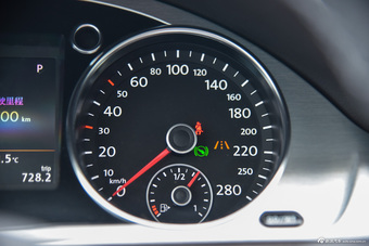 2016款CC 2.0T自动至尊型