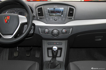 2015款荣威350 1.5L手动豪华天窗版