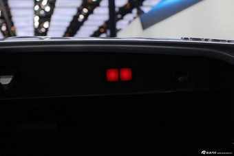 2014款奔驰E级细节