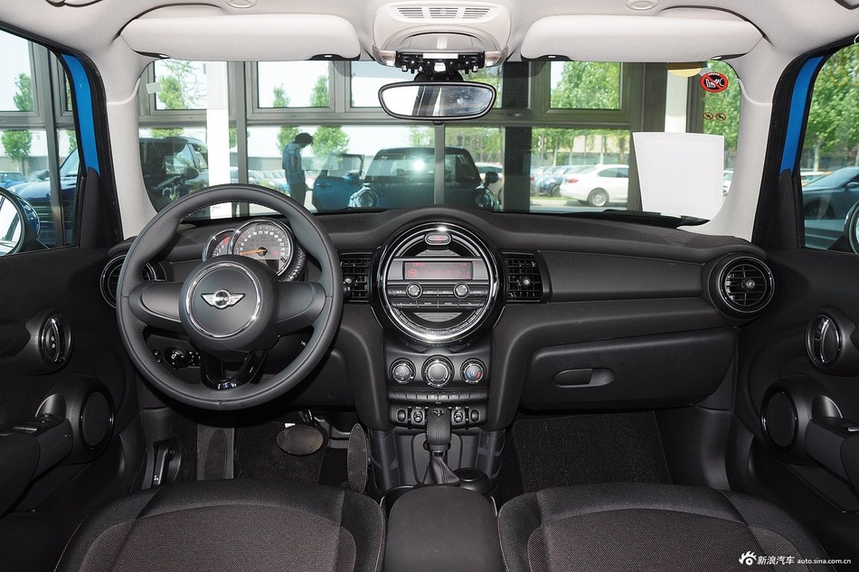 2015款MINI ONE 1.2T手动五门掀背