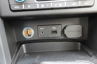 2014款海马M8 2.0L手动舒适型