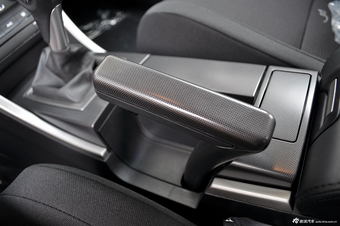 2014款MG6 1.8T掀背手动性能版