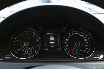 2015款迈腾2.0T自动改款旗舰型