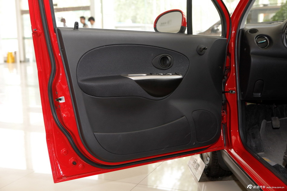 2012款乐驰1.2手动运动版优越型