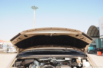 2015款菱智M3 1.6L 7座豪华型