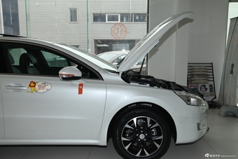 2014款东风标致508罗兰加洛斯版