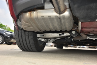 2015款捷豹XE R-SPORT 2.0T自动i4 Ti (240PS)