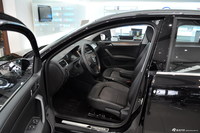 2013款新桑塔纳1.6L自动舒适型吉祥黑