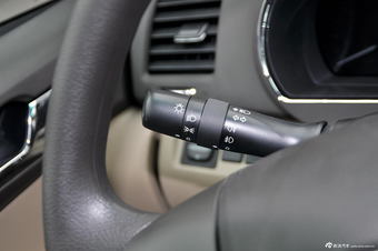 2012款汉兰达3.5L自动四驱精英版7座