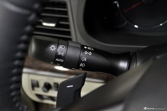 2013款傲虎2.5i豪华版