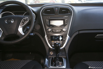 2014款传祺GS5 2.0L自动两驱超享版