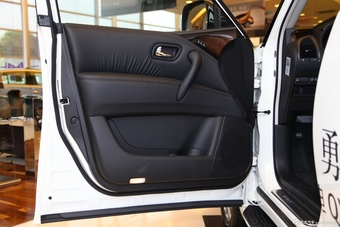 2013款英菲尼迪QX80 5.6L四驱