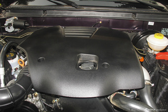 2016款中兴威虎TUV 2.5T手动澳洲版柴油两驱豪华型