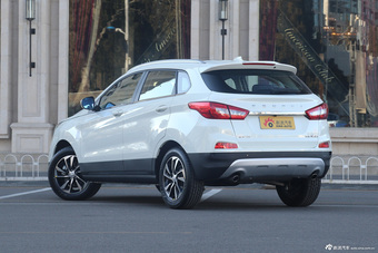 2016款北汽绅宝X55