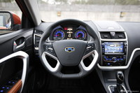 2016款吉利帝豪1.3T自动RS两厢向上版