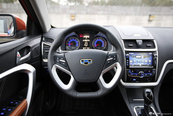 2016款吉利帝豪1.3T自动RS两厢向上版