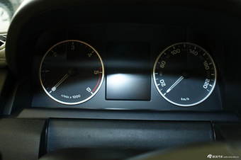 2012款路虎第四代发现