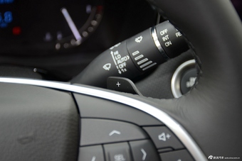 2016款凯迪拉克XT5 2.0T自动25T豪华型