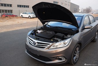 2015款逸动1.6L手动豪华