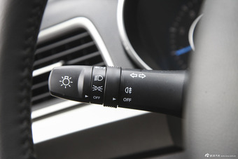 2015款绅宝X65 2.0T手动精英型