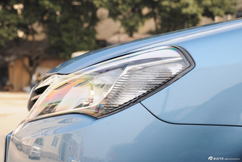 2015款比亚迪全新F3节能版1.5L手动尊贵型
