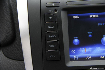 2014款众泰Z300 1.5L手动新视界豪华型