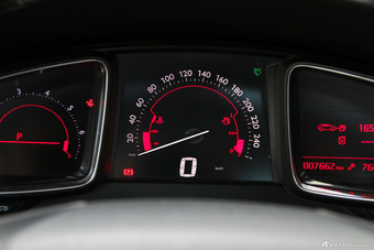 2014款DS 5 1.6T自动雅致版THP160