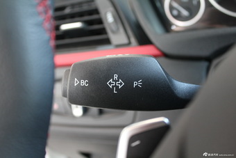 2014款宝马428i运动设计套装版到店实拍