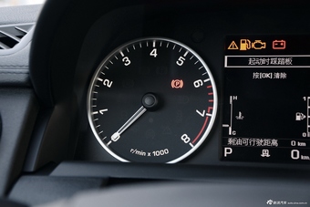 2016款第四代发现3.0T自动V6 SC SE