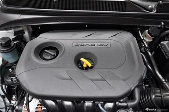 2013款名图1.8GLS自动智能型梦幻银