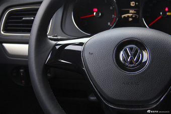 2015款朗行230TSI 1.4T手动舒适版