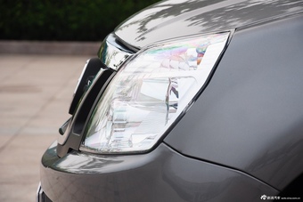 2015款萨普V 2.2L CNG双燃料皮卡