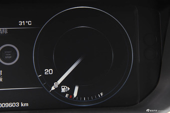 2015款路虎揽胜3.0 V6 SC Vogue汽油版