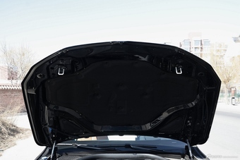 2017款宝马7系730Li 2.0T自动领先型 黑色