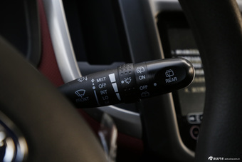 2015款奔奔1.4L手动尊贵型国5