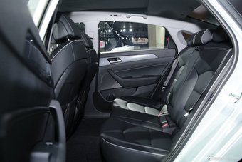 索纳塔（进口）2.0L自动Hybrid