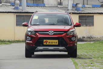 2015款北汽绅宝X25 1.5L手动精英型