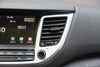 2015款全新途胜1.6T自动两驱领先型