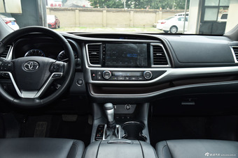 2015款汉兰达2.0T自动四驱豪华版7座